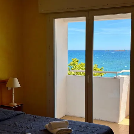 Les Palmiers Hotel 3*