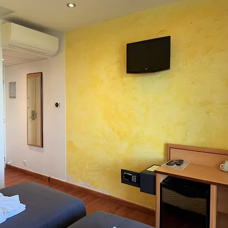 Hotel Les Palmiers Fréjus