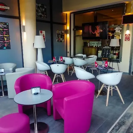 Les Palmiers 3* Frejus