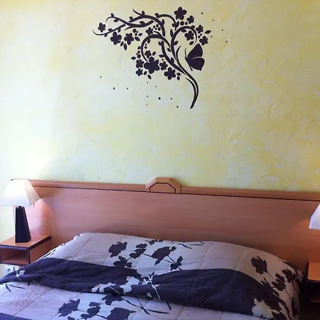 Les Palmiers 3* Frejus