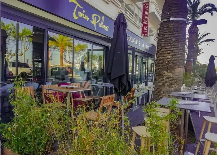 Отель Les Palmiers