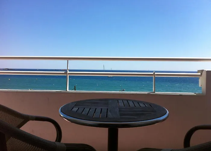 Les Palmiers Фрежюс