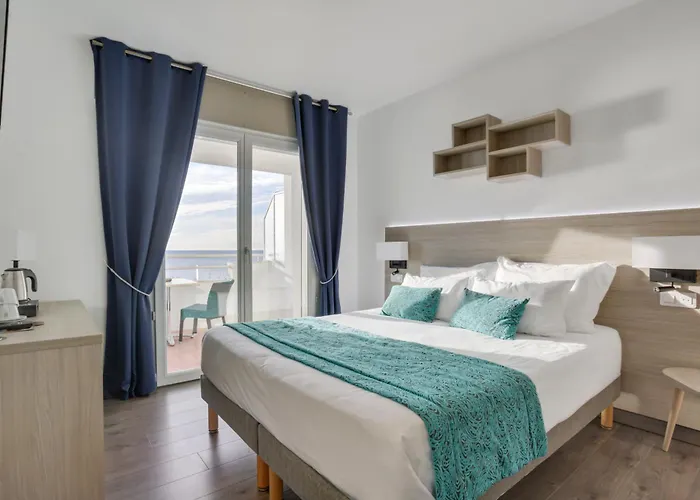 Hotel Les Palmiers 3*